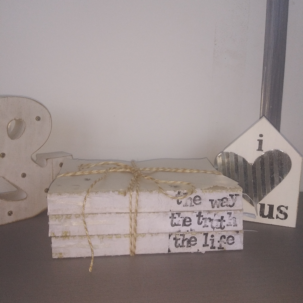 Stamped Deconstructed Bibles Tray Table Decor